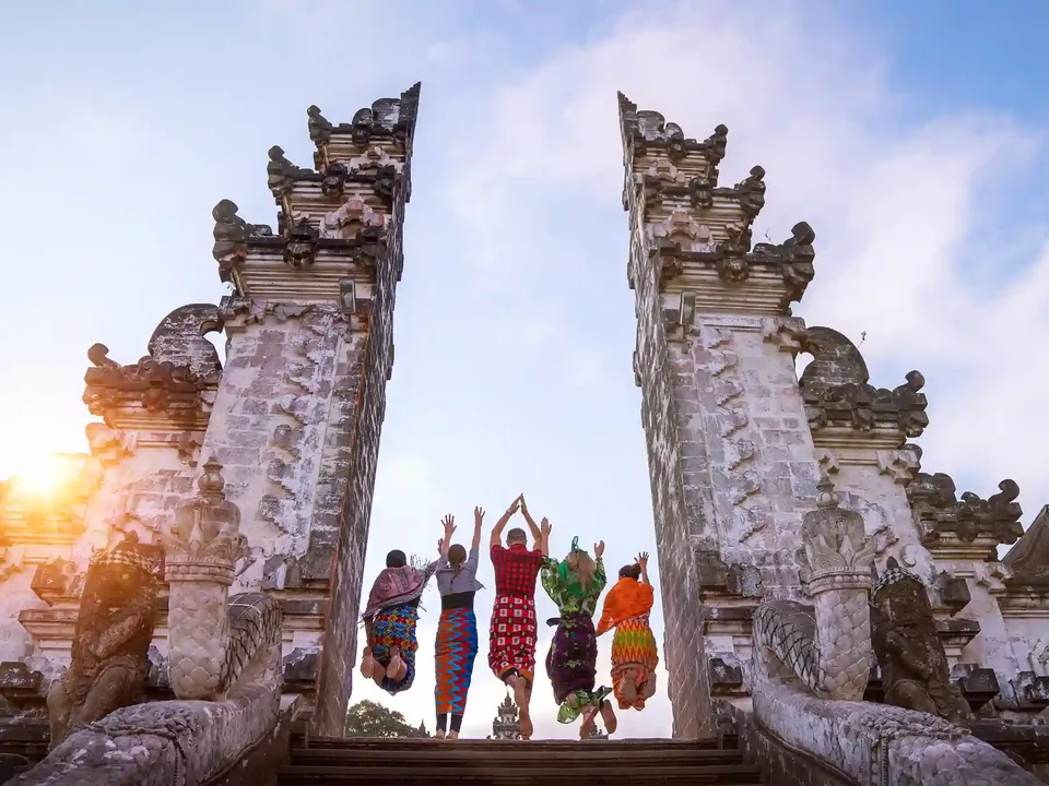 Travellers at the Gates of Heaven, Lempuyang Temple, Bali
